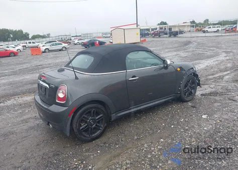 2013 Mini Roadster Cooper z USA, uszkodzony, nr VIN WMWSY1C55DT429344